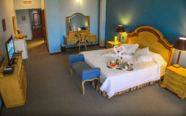 Los Parrales Resort Hotel
