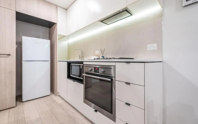 Brightly place 1BR1BA in south yarra+WIFI+Balcony