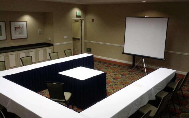Hilton Garden Inn Oxnard/Camarillo