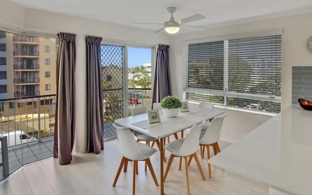 MAINSAIL8 - Mooloolaba Beach