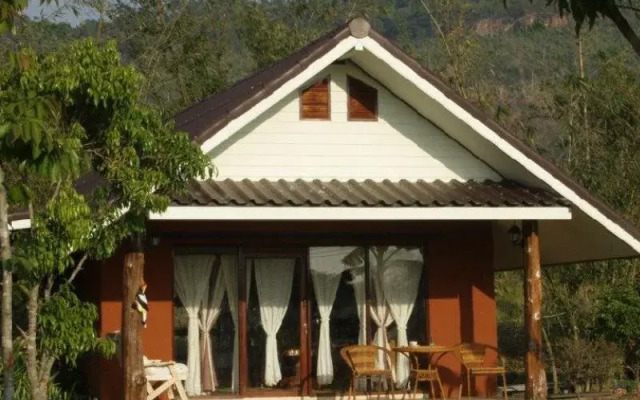 Sabai Guy Villa