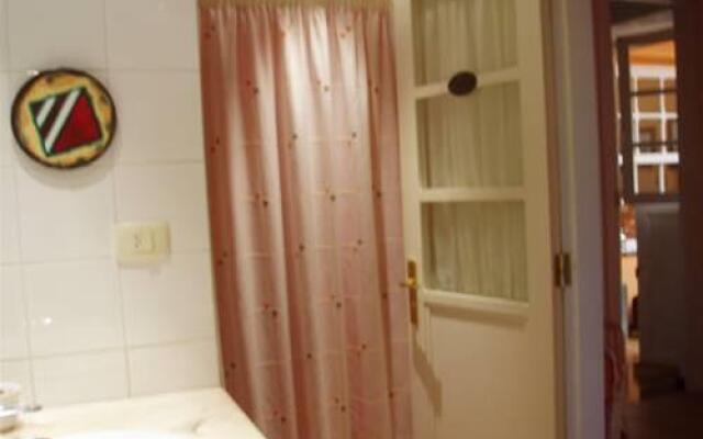 Yagui Apartments & Suites