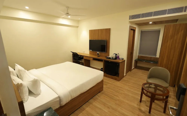 Hotel Sharda Residency
