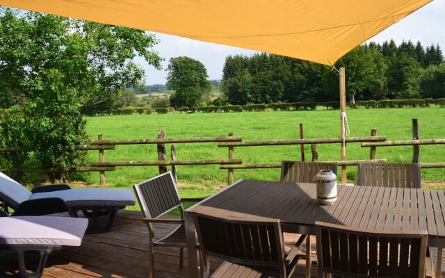 Picture-perfect Holiday Home in Sourbrodt With Garden, BBQ