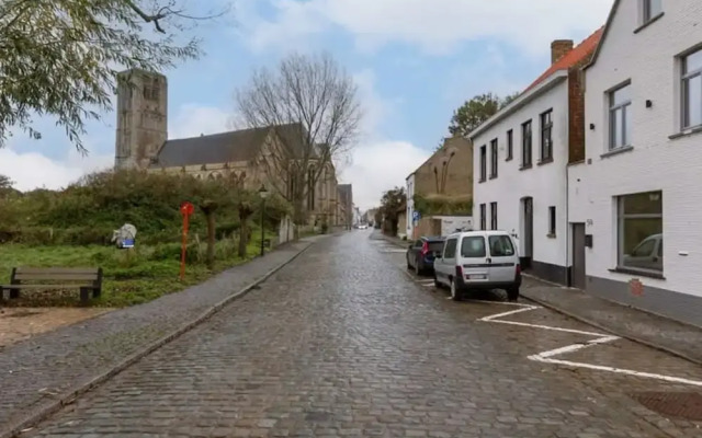 BE BRG Kerk 54 in Damme