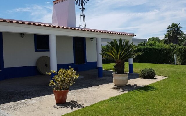 Divor Country Houses