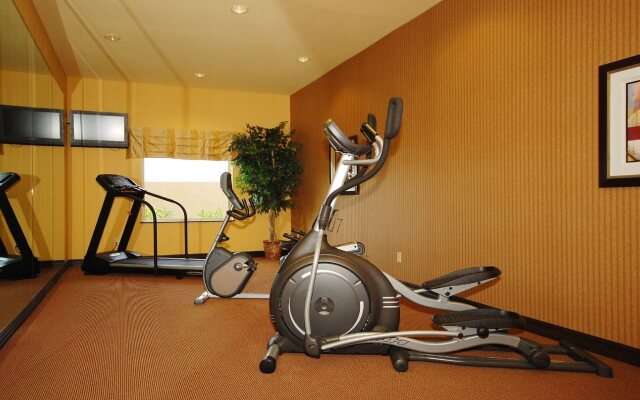 Comfort Inn & Suites Donna near I-2