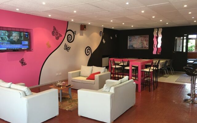 Italia inn Hostel