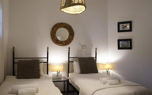 ALLURING SELF CATERING 2 BEDROOM VILLA at BOKMAKIERIE VILLAS