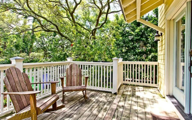 Atlantic Oaks