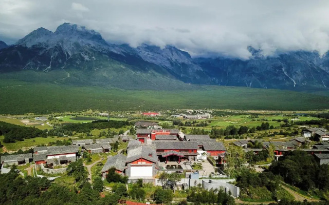 Jinmao Pureal Mountain Lijiang