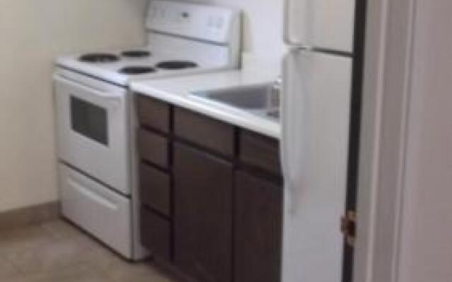 Super 8 Salina/Scenic Hills Area