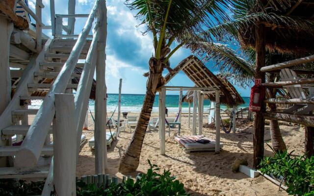 Posada Lamar Tulum Beach Front and Pool