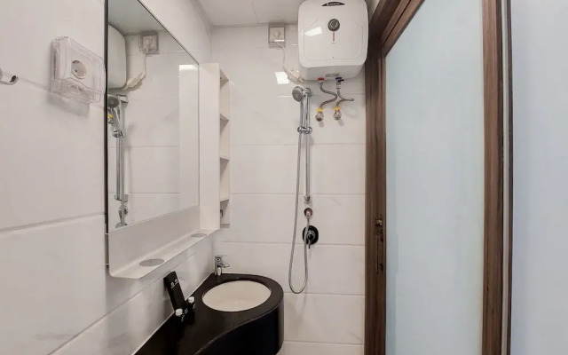 Elegant And Comfy Studio At Sky House Bsd Apartment
