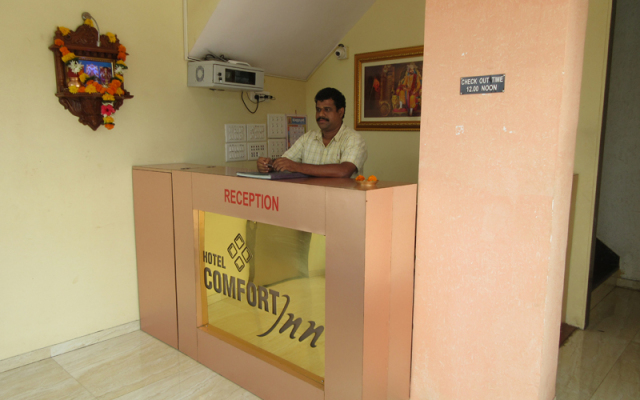 OYO 22468 Hotel Nirsukh Palace