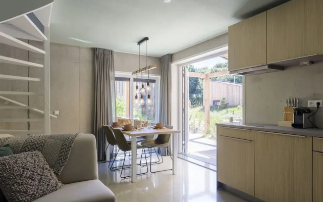 Luxurious Lodge With two Bathrooms, Only 200m From the Beach