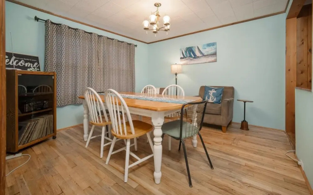 Barefoot Bungalow