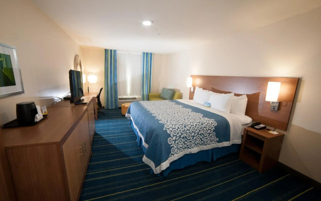 Arya Inn & Suites Farmers Branch