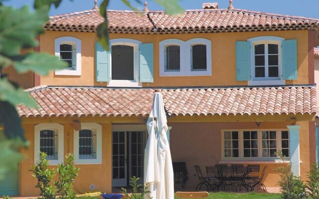 Nice Villa With Dishwasher and Whirlpool, Golfcourse at 1 km