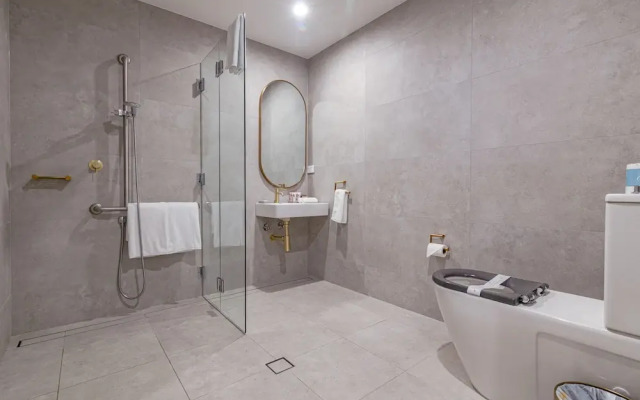 Astina Suites