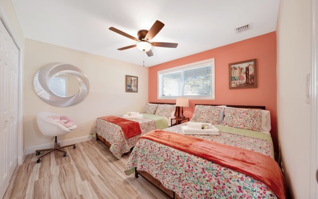 Sunny Waterside A in Dania Beach