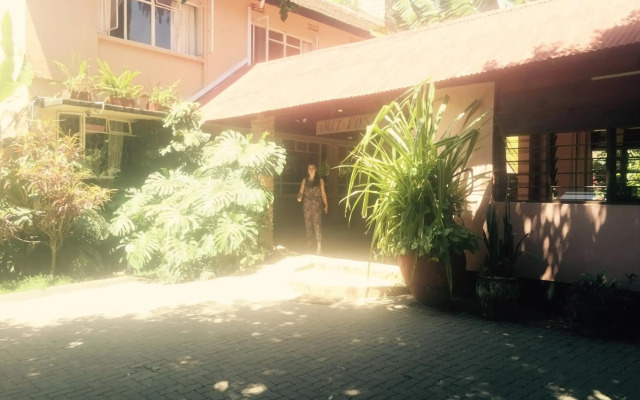 Outpost Lodge