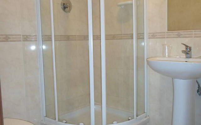 Stargate Hotels S.R.L
