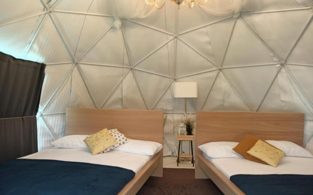 Seaside Glamping @ Heritage Chalet – Guest Rooms – Singapore