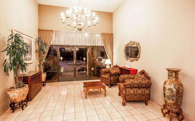 Holiday Inn Express & Suites Chatsworth by IHG