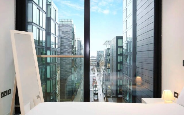 Modern 2bed with free Parking in the iconic Quartermile