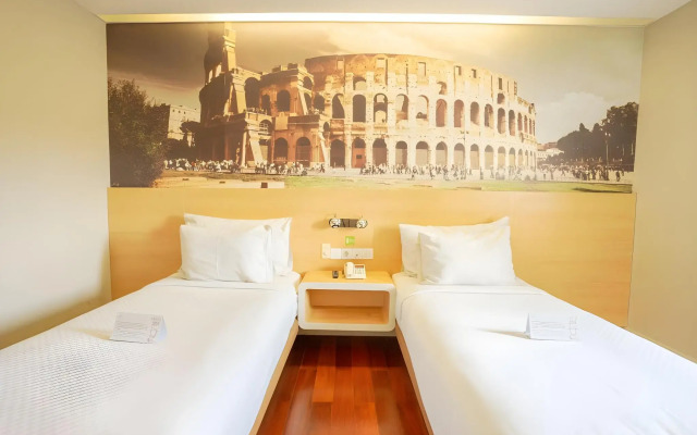 Citihub Hotel @Pecindilan, Surabaya