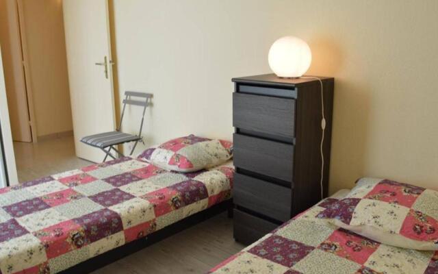 Appartement Le Grau-du-Roi, 3 pièces, 6 personnes - FR-1-250-61