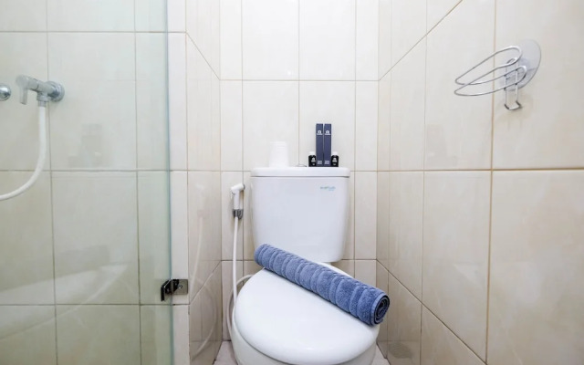 Cozy Studio Apartment at Springlake Summarecon Bekasi