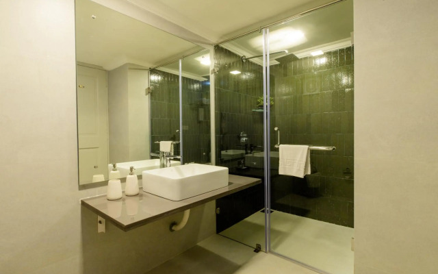 Aguada Anchorage - The Villa Resort