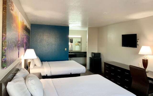 Days Inn by Wyndham Canton
