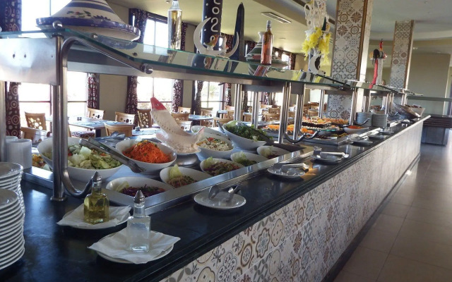 Palmyra Club Amar El Zaman