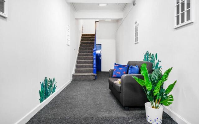 Sunshine Serviced Apartments by Happy Sunshine Stay