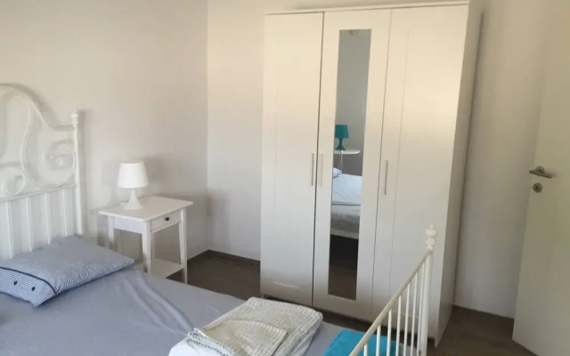 Charming Apartment in Lukovo Šugarje With Mountain Views