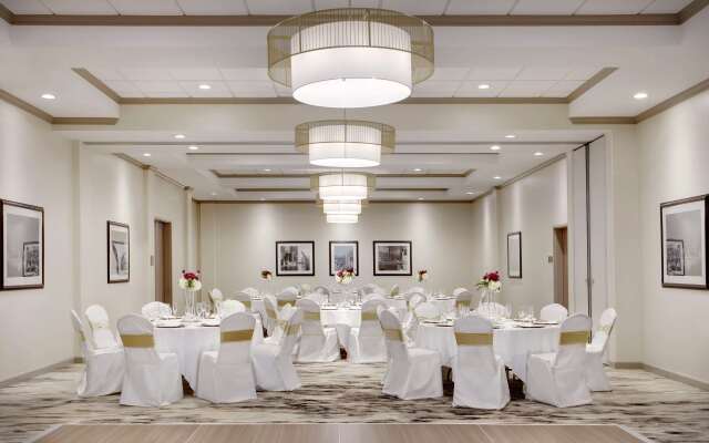DoubleTree by Hilton Chicago Midway Airport