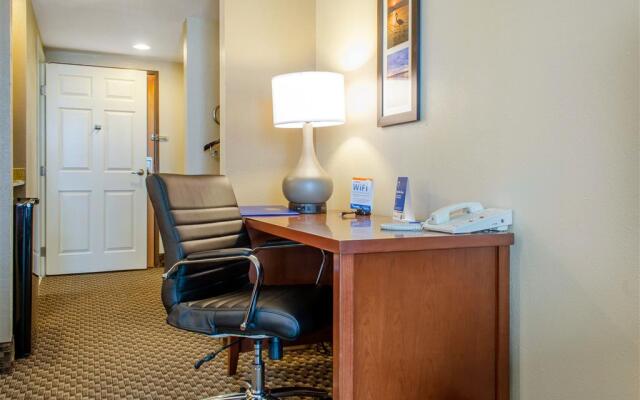 Comfort Inn & Suites Biloxi - D'Iberville