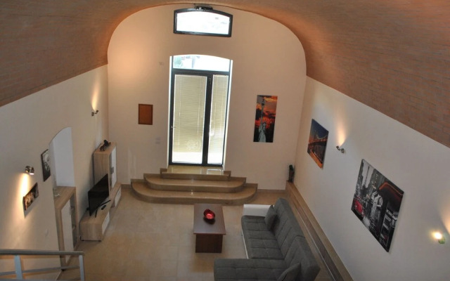 Corona Matera Holiday Home