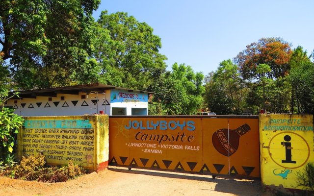 Jollyboys Camp - Hostel