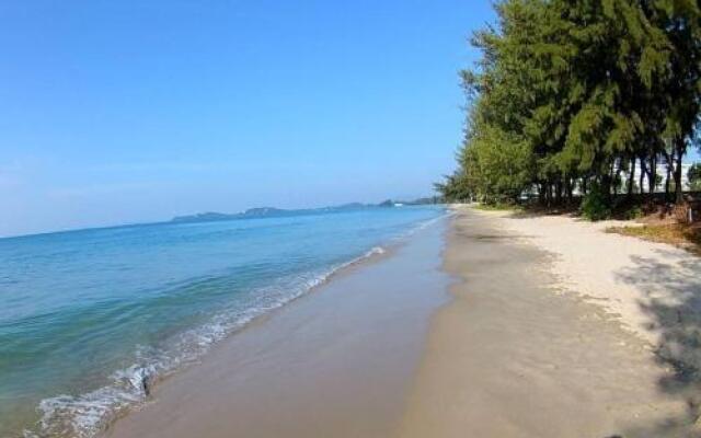 Grand Blue Condo 602 By Malai