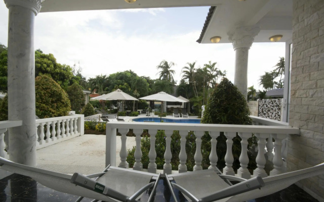 Godiva Phu Quoc Hotel
