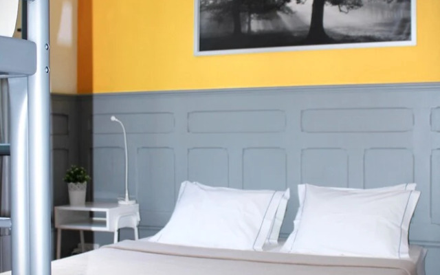 Yellow Hostel
