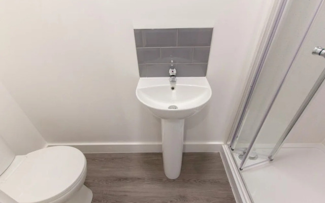 Bridge Road - Room 4a