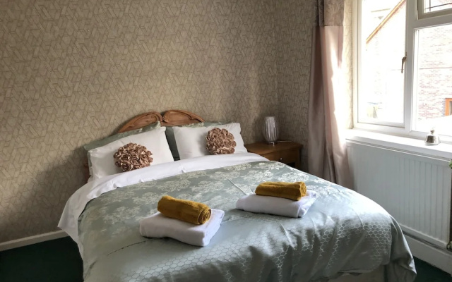 3br-sleeps6-garden-mountain &near 4 Falls Walks on