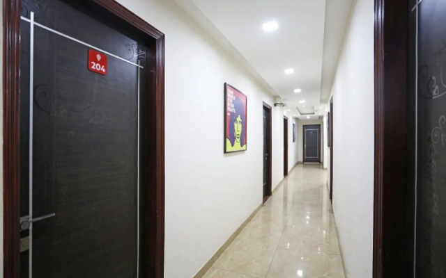 OYO Flagship 545 Rohini Pitampura