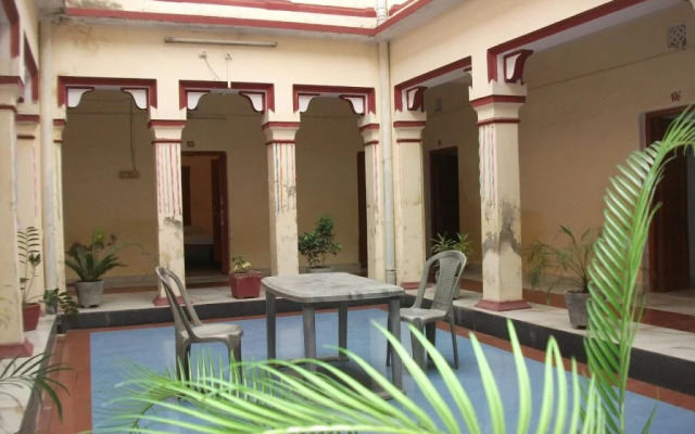Siyaram Guest House
