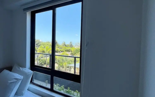 Dutra Ocean Flat By DayByDay